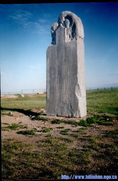 393px-Kultigin_monument.jpg