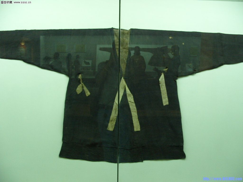 20081102_58d4dcb64d6f9e536e84cTes1VQDMdCW.jpg