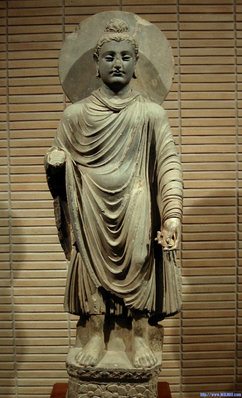 gandhara_buddha1.jpg