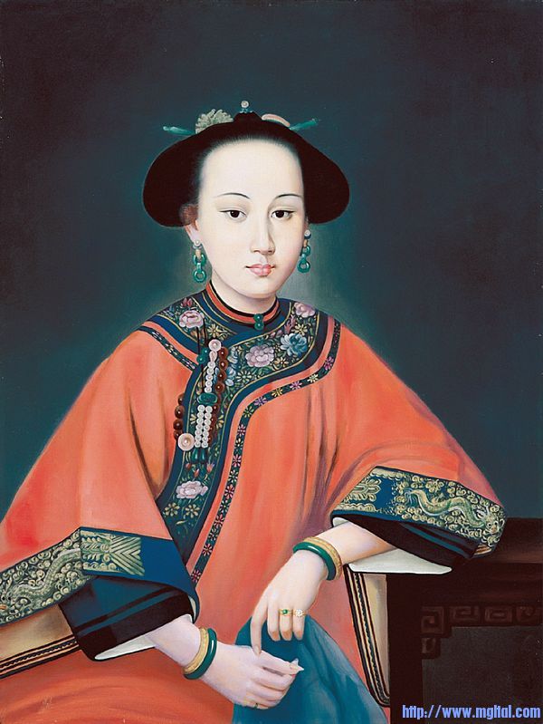 600px-Consort_Rong_dressed_in_Manchu_Clothes.JPG